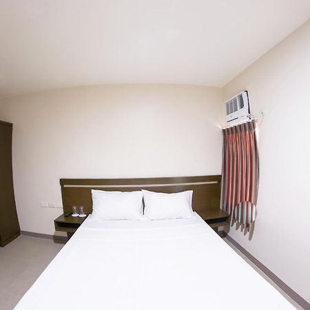 Emerald Suites Cdo Cagayan de Oro Rom bilde